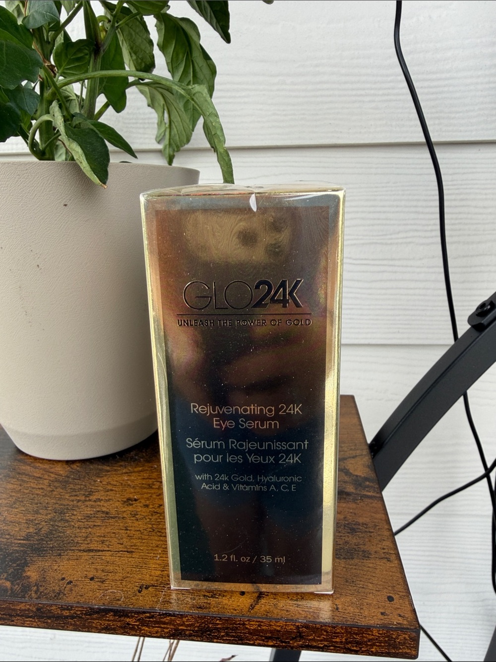 Rejuvenating 24K Eye Serum - Gold Packaging
